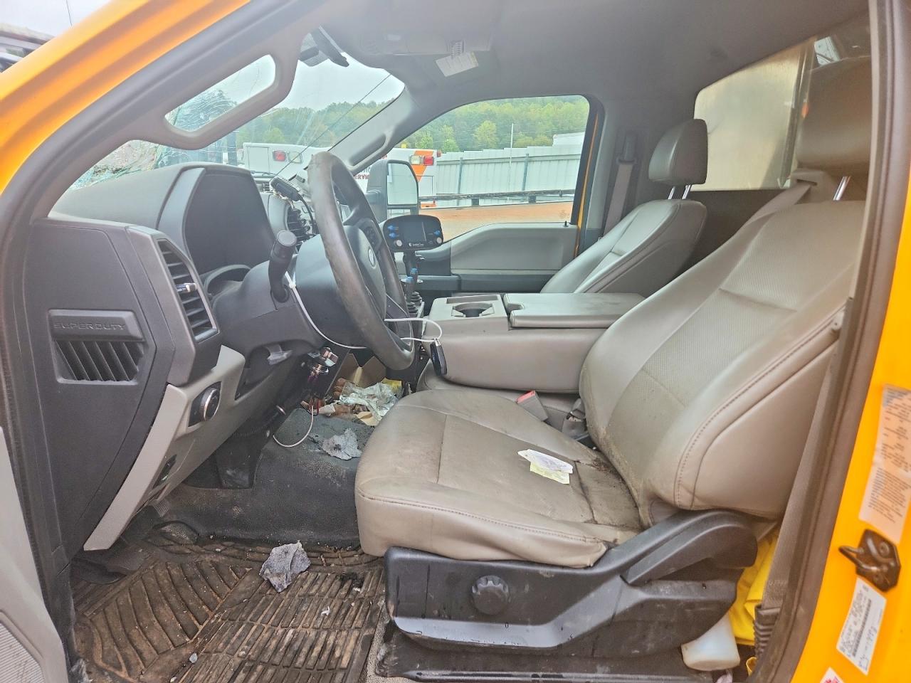 2019 Ford F550 Super Duty Dump Truck