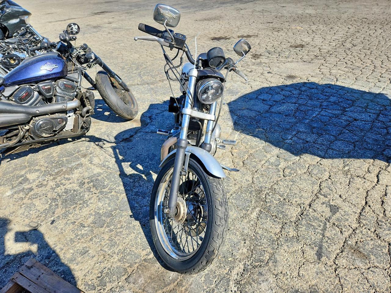 2000 Harley-Davidson XL883