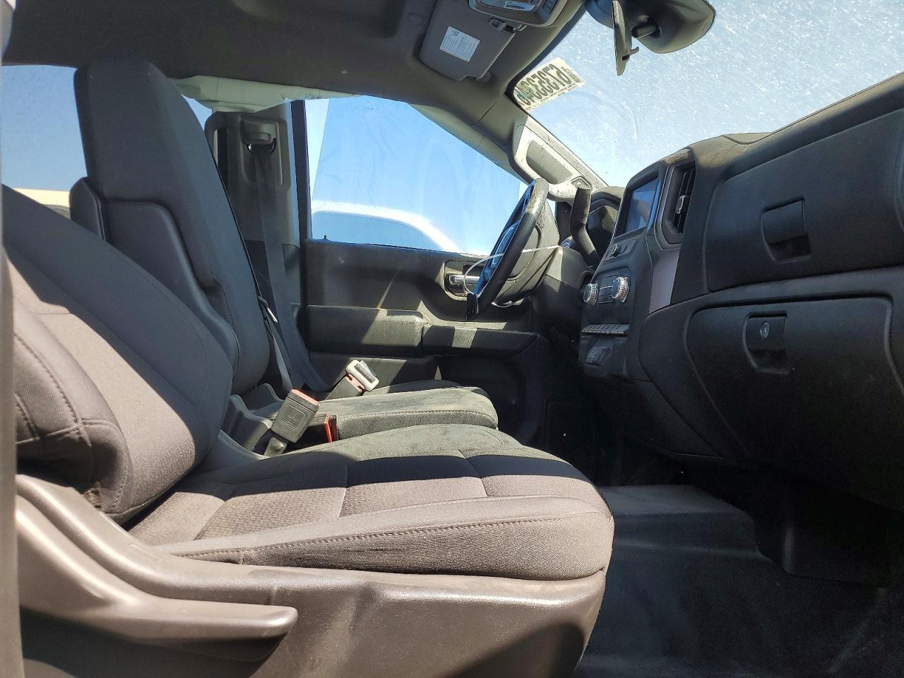 2025 GMC Sierra C1500