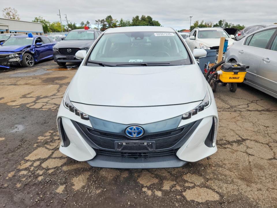 2022 Toyota Prius Prime XLE