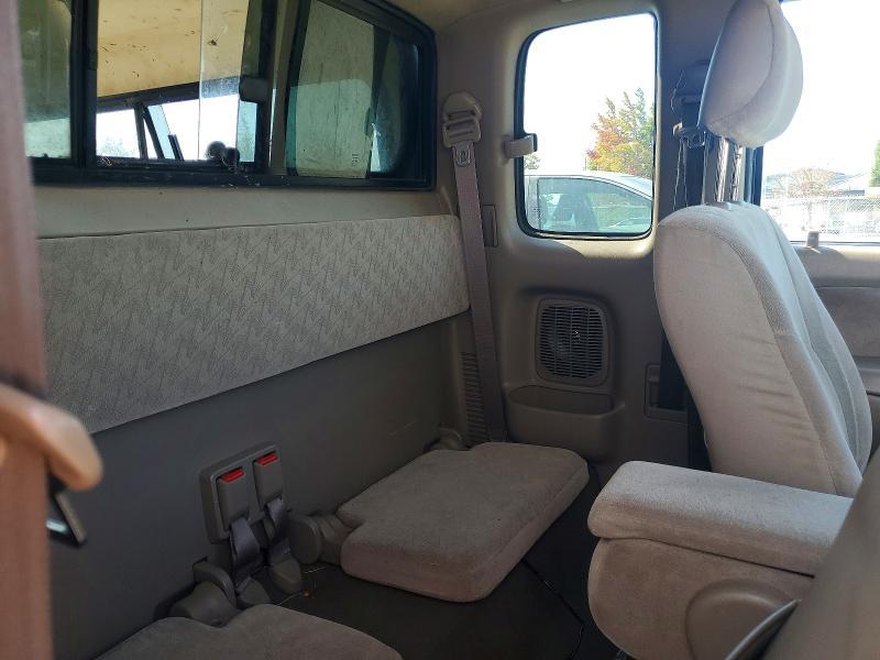 2003 Toyota Tacoma Base
