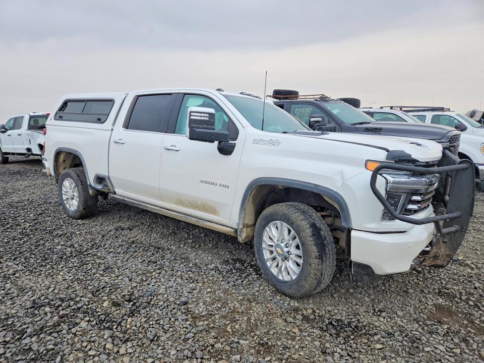 2022 Chevrolet Silverado K3500 High Country