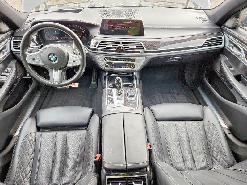 2020 BMW 750 XI