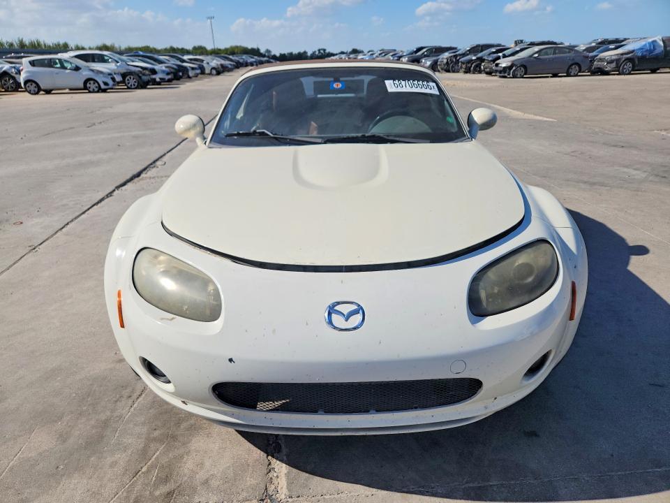 2006 Mazda MX-5 Miata
