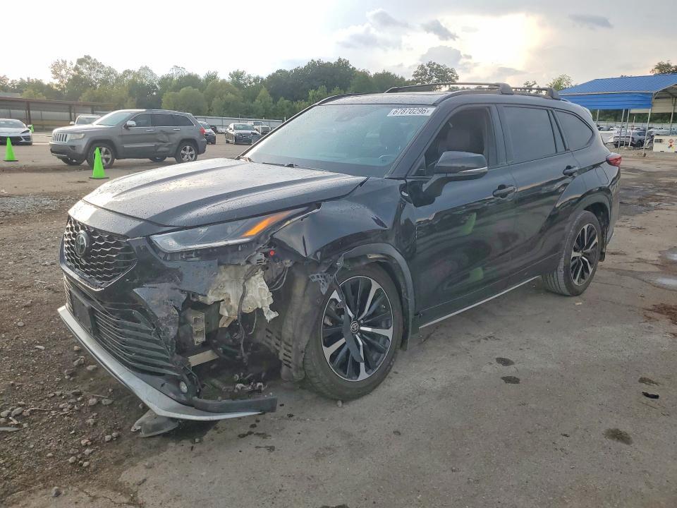 2021 Toyota Highlander XSE