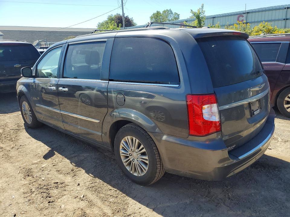 2015 Chrysler Town & Country Touring L