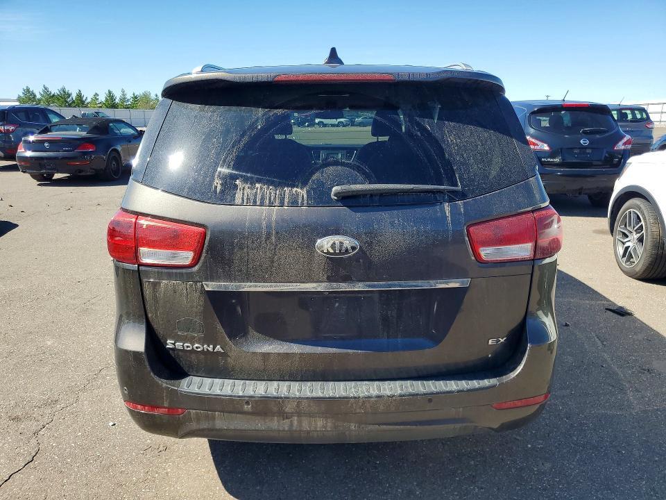 2016 KIA Sedona EX