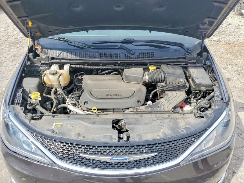 2019 Chrysler Pacifica Touring Plus