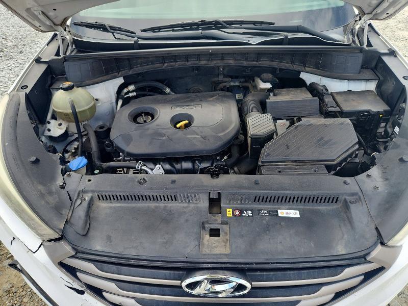 2016 Hyundai Tucson SE