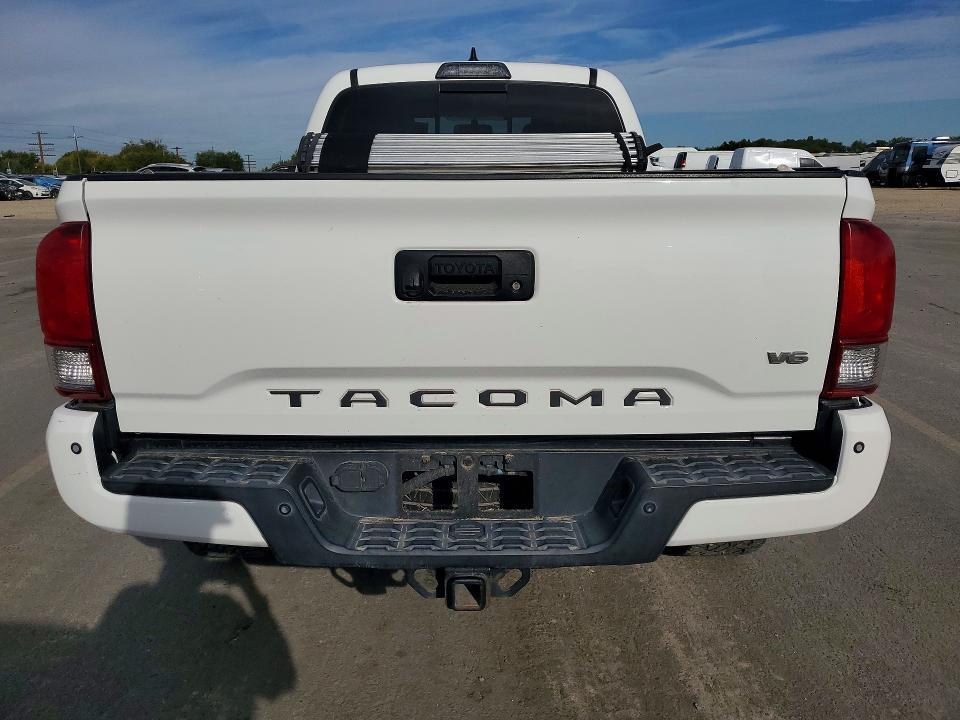 2017 Toyota Tacoma TRD Sport