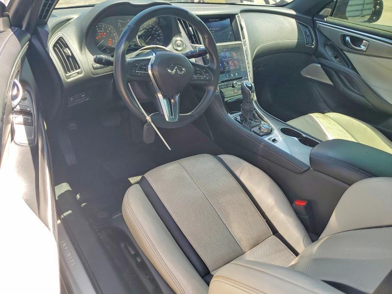 2021 Infiniti Q60 Luxe