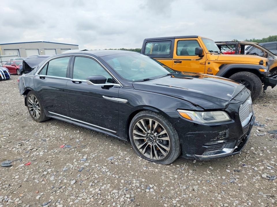 2017 Lincoln Continental Select