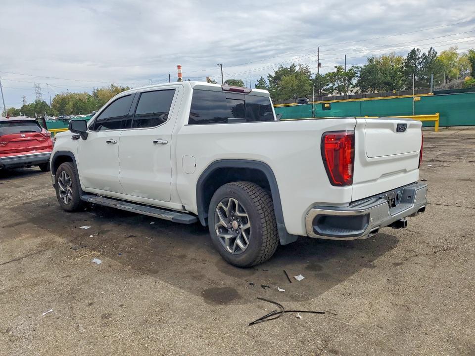 2023 GMC Sierra K1500 SLT