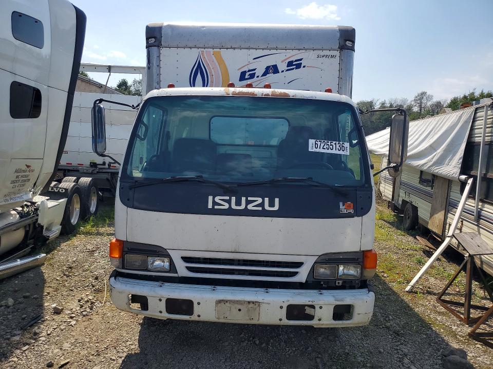 1999 Isuzu NPR