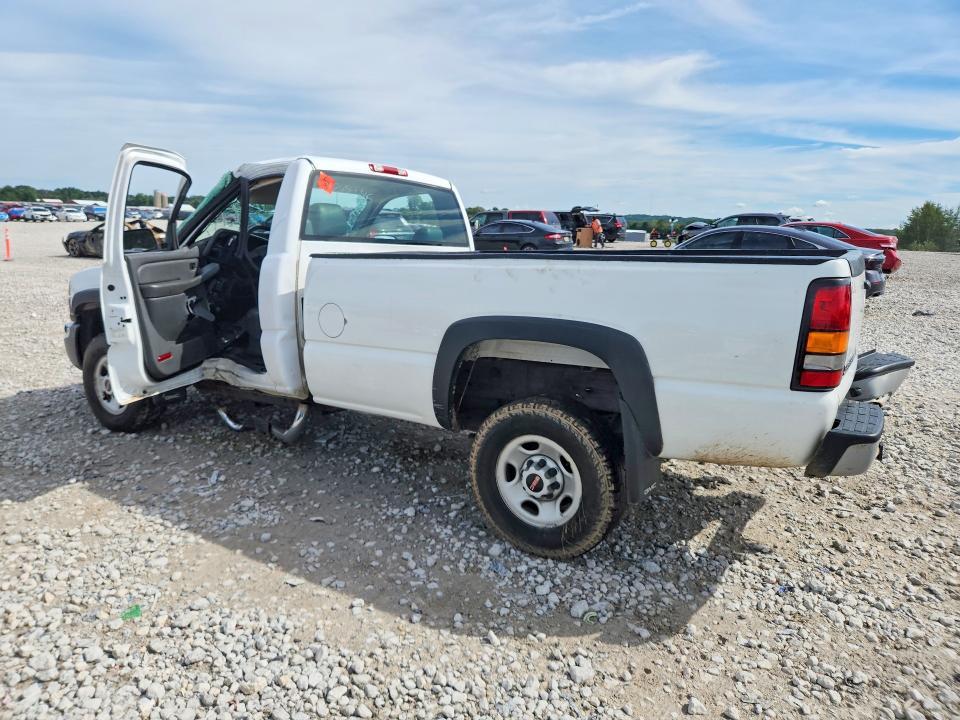 2004 GMC Sierra C2500 Heavy Duty