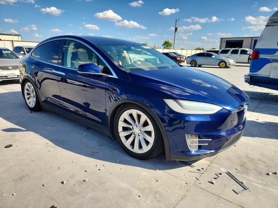 2017 Tesla Model X