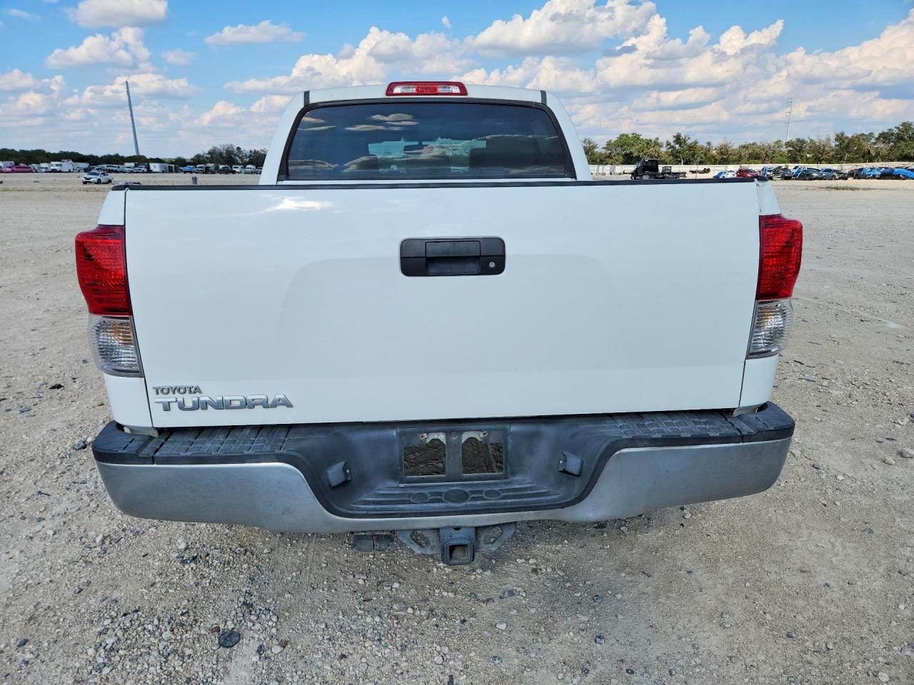 2013 Toyota Tundra Crewmax SR5