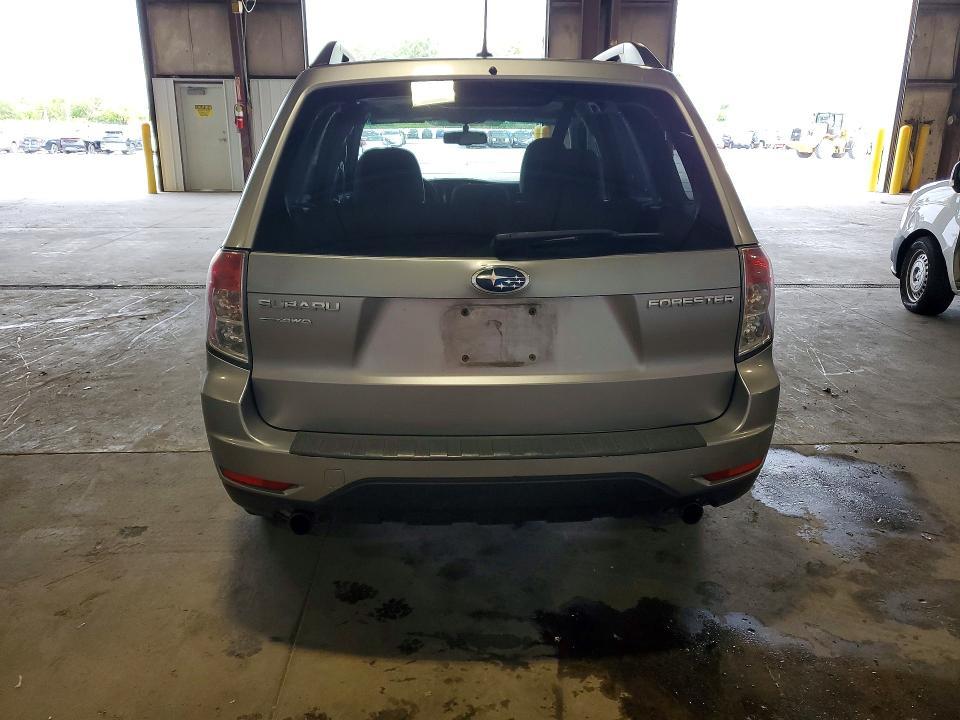 2011 Subaru Forester 2.5x Premium
