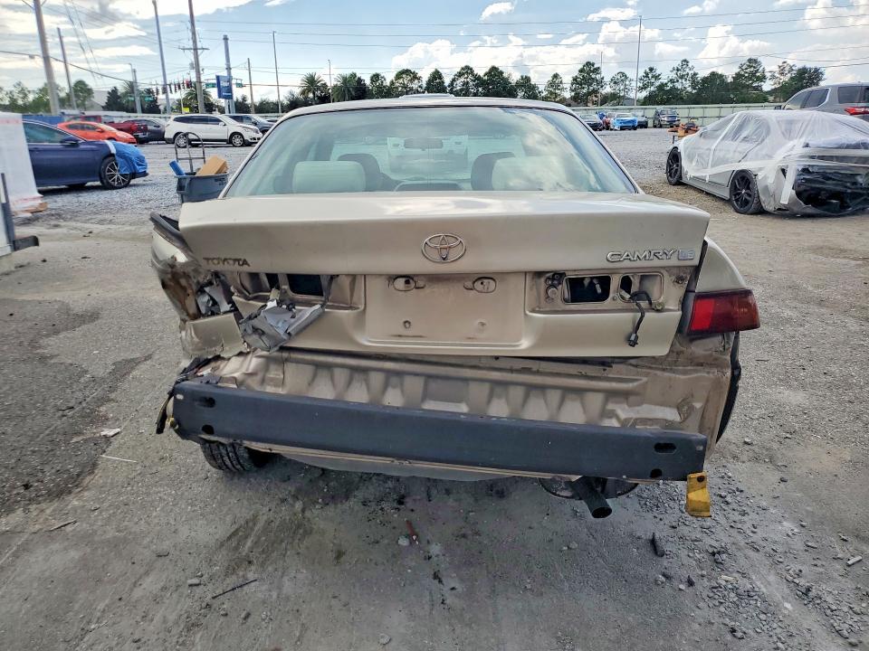 1998 Toyota Camry LE