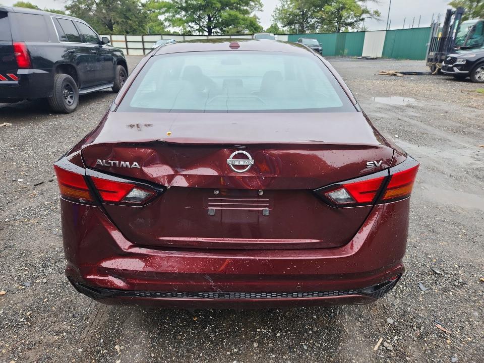 2024 Nissan Altima SV
