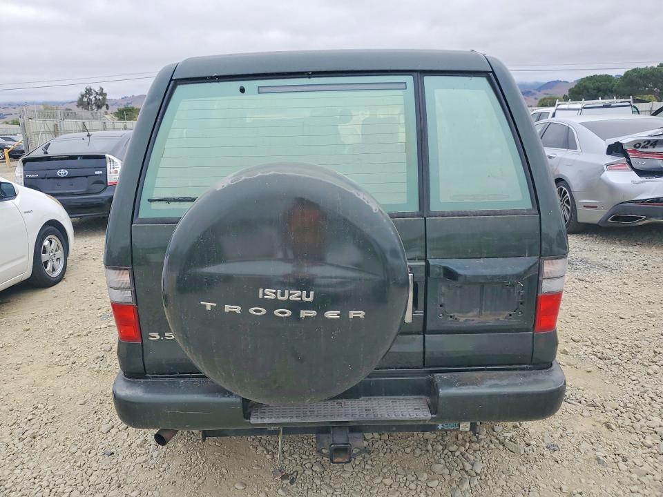 2002 Isuzu Trooper S