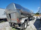 2005 Walker Fuel Tank Trailer