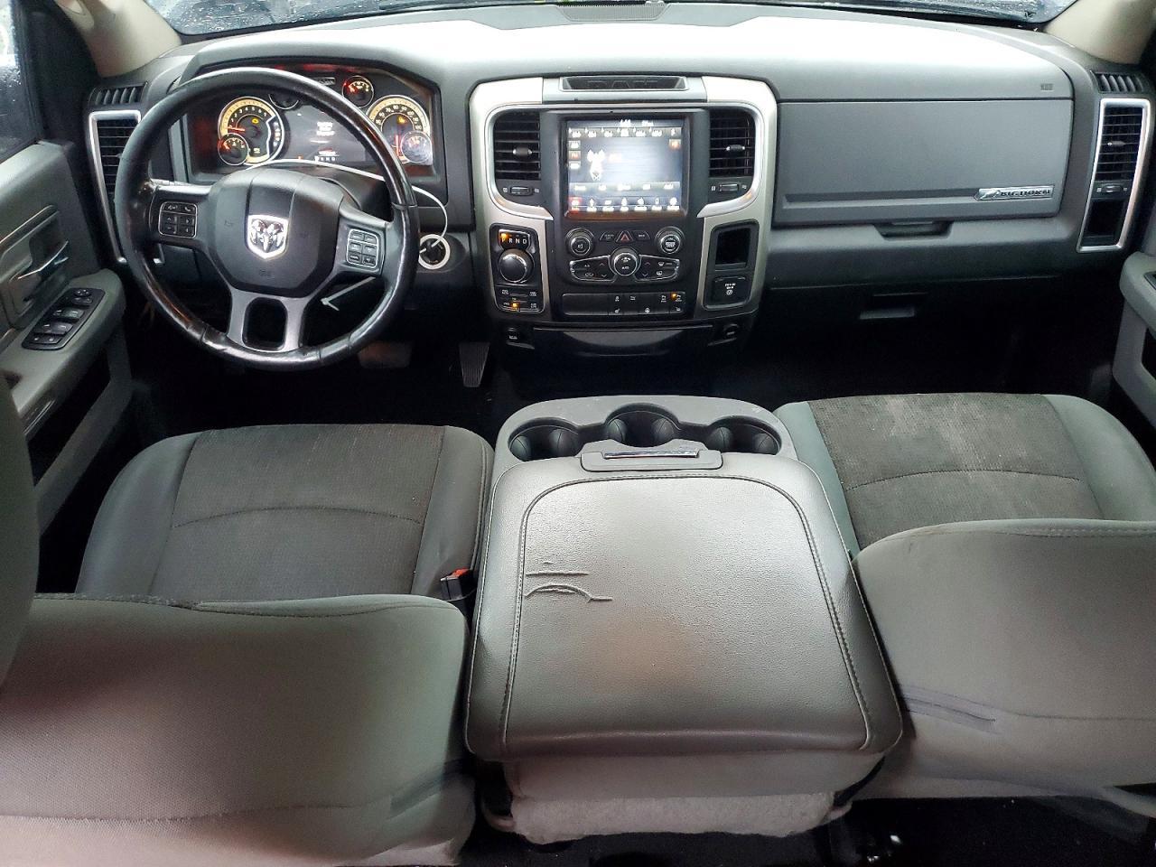 2018 Dodge RAM 1500 SLT