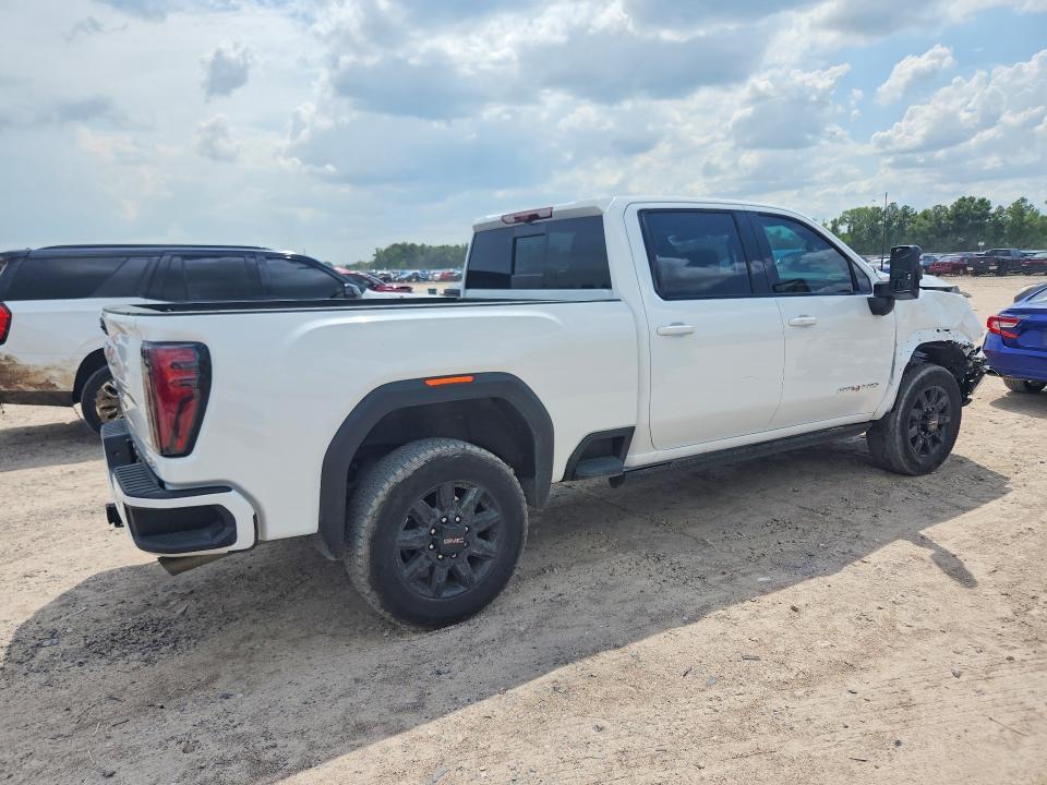 2025 GMC Sierra K2500 AT4