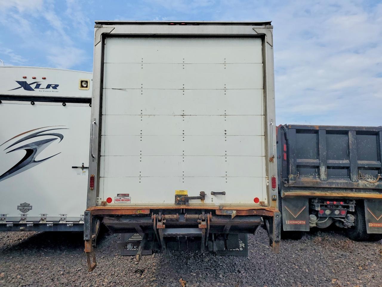 2022 Freightliner Business Class M2 BOX Truck
