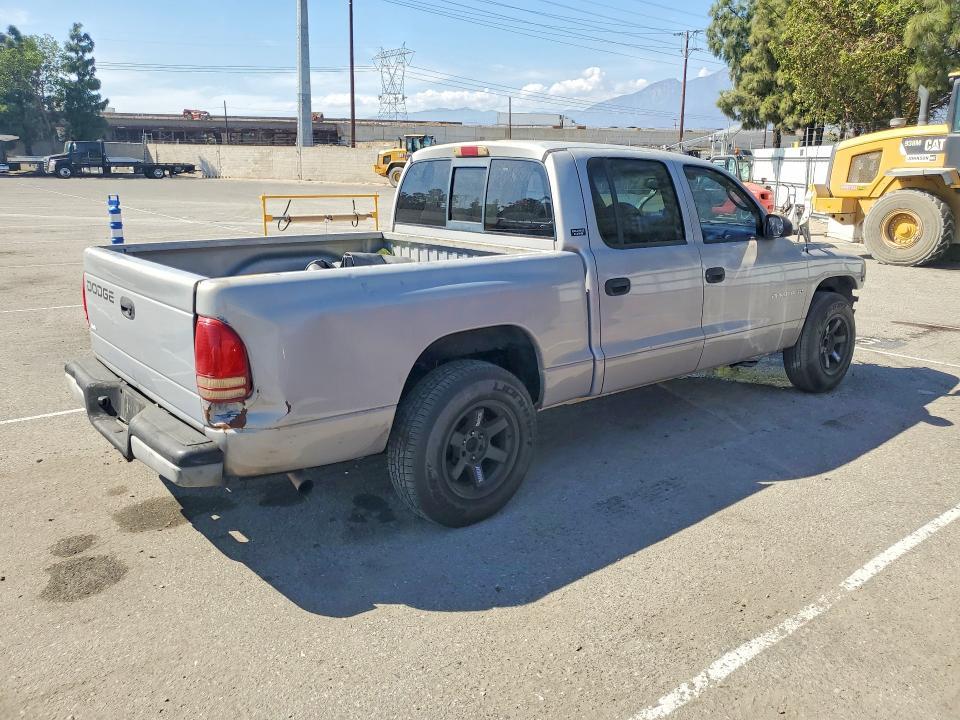 2000 Dodge Dakota Quattro