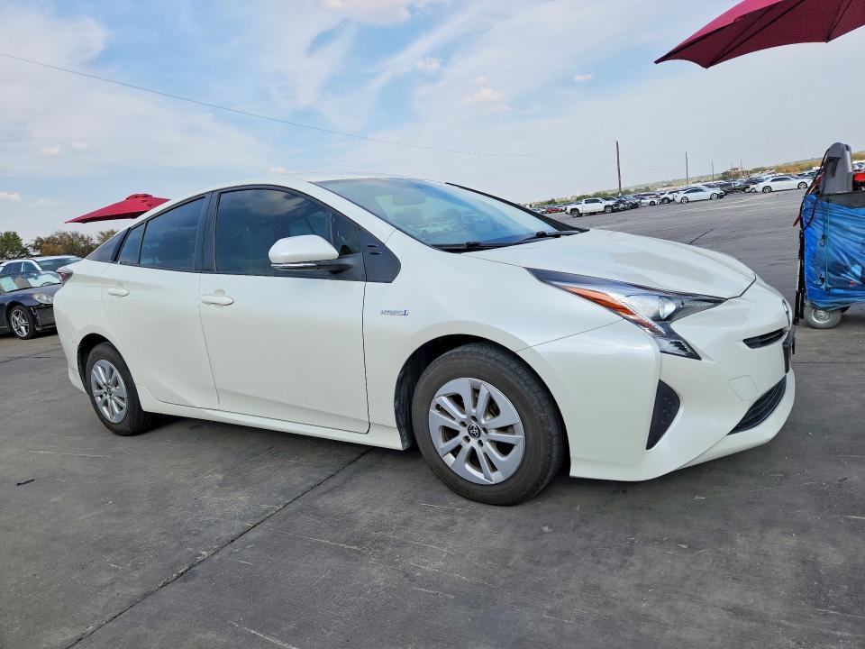 2016 Toyota Prius TWO