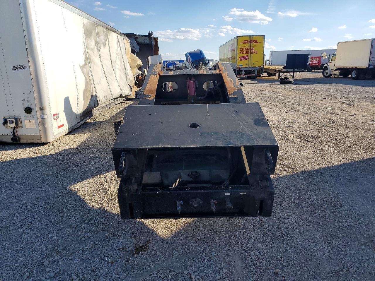 2020 Lowboy 460NG Trailer