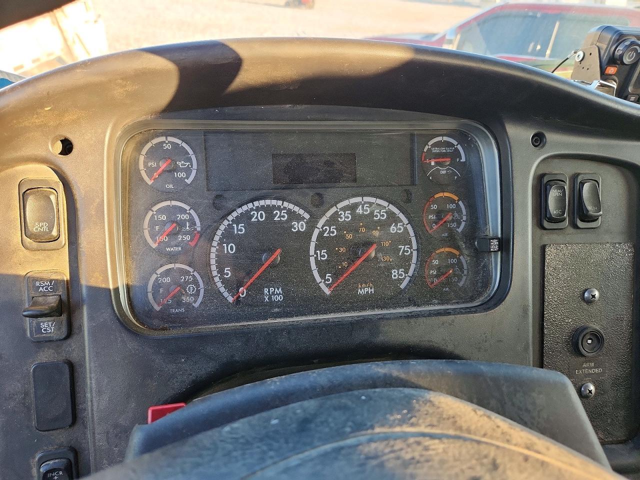 2019 Freightliner Business Class M2 Refuse Truck