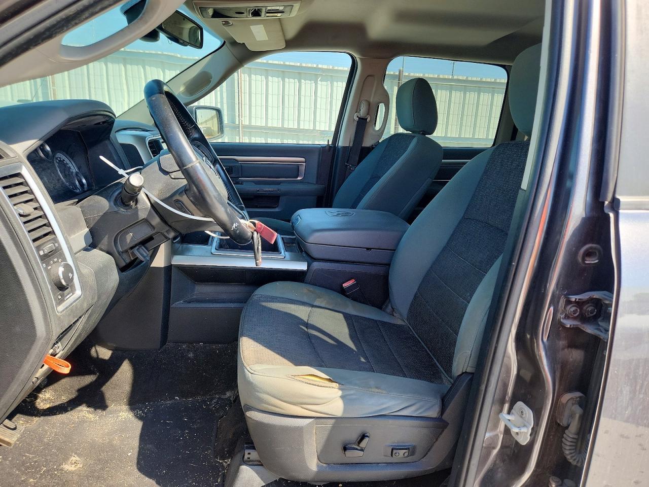 2014 Dodge RAM 1500 SLT