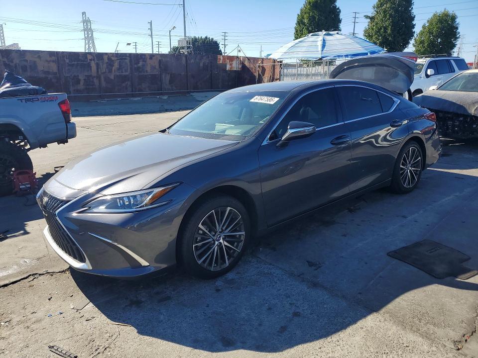 2025 Lexus ES 300H Base