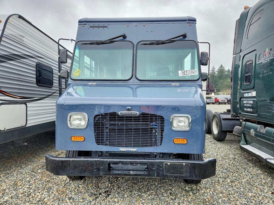2020 Freightliner MT45G Chassis Delivery Van