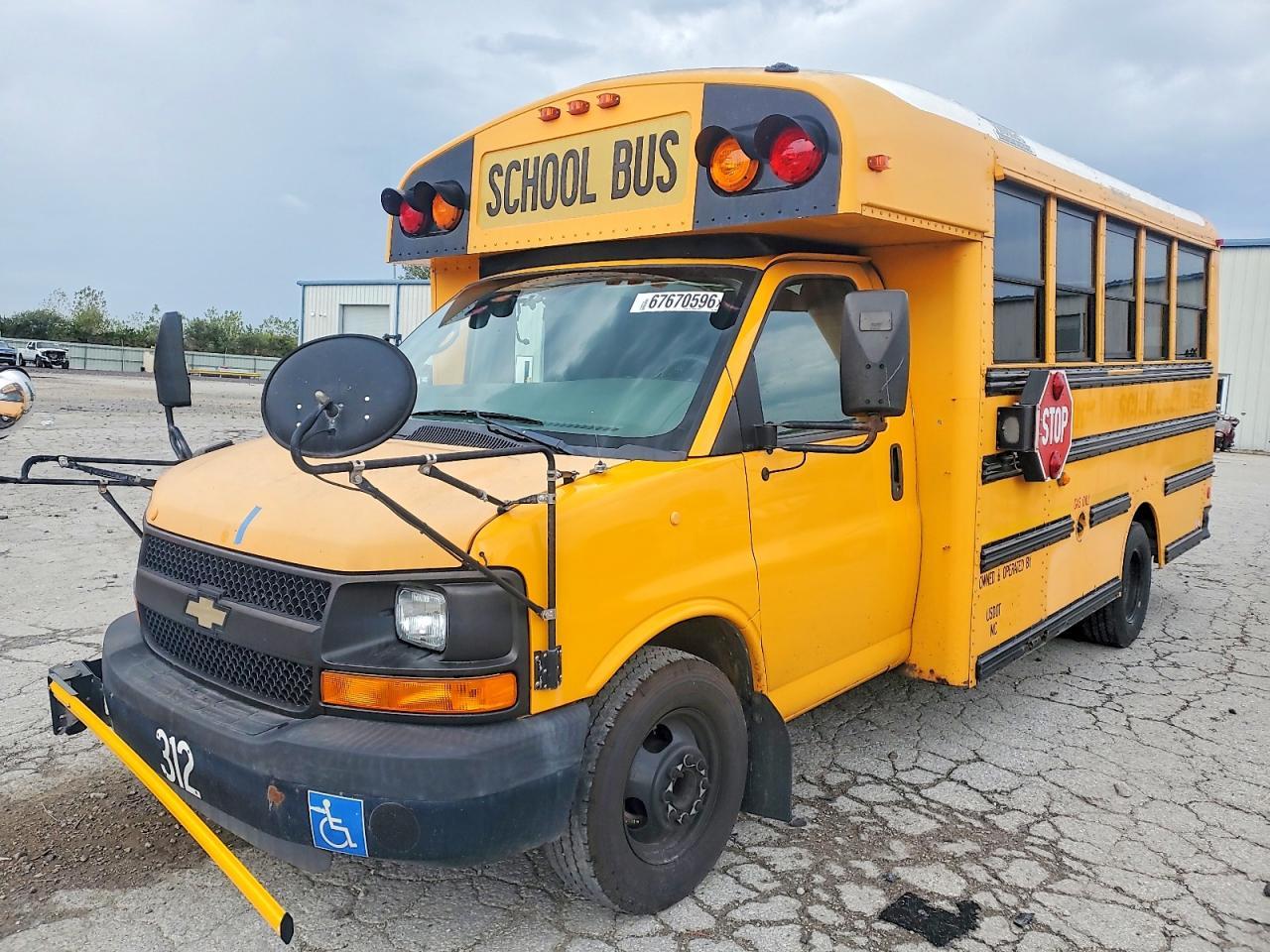 2010 Thomas Minotour G3500 School Bus