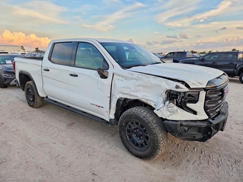 2023 GMC Sierra K1500 AT4X