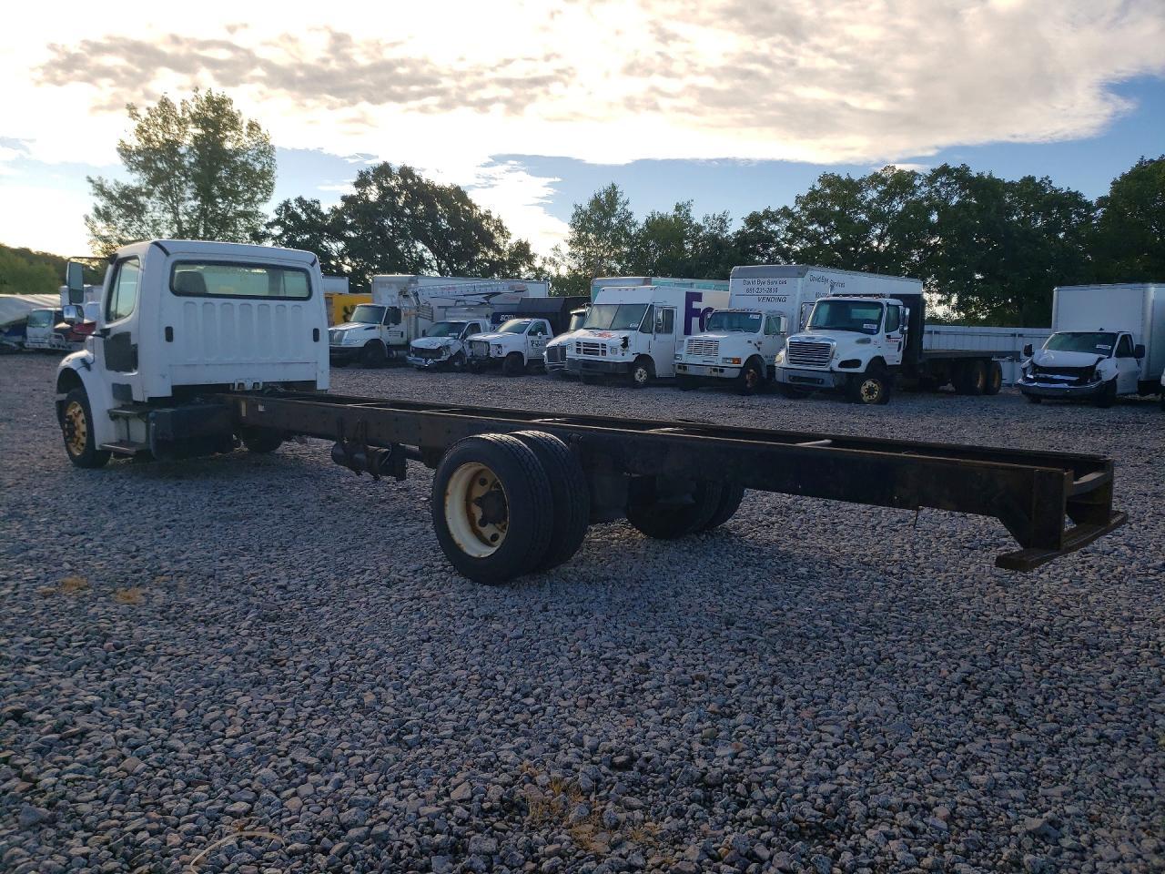 2015 Freightliner M2 106 Medium Duty