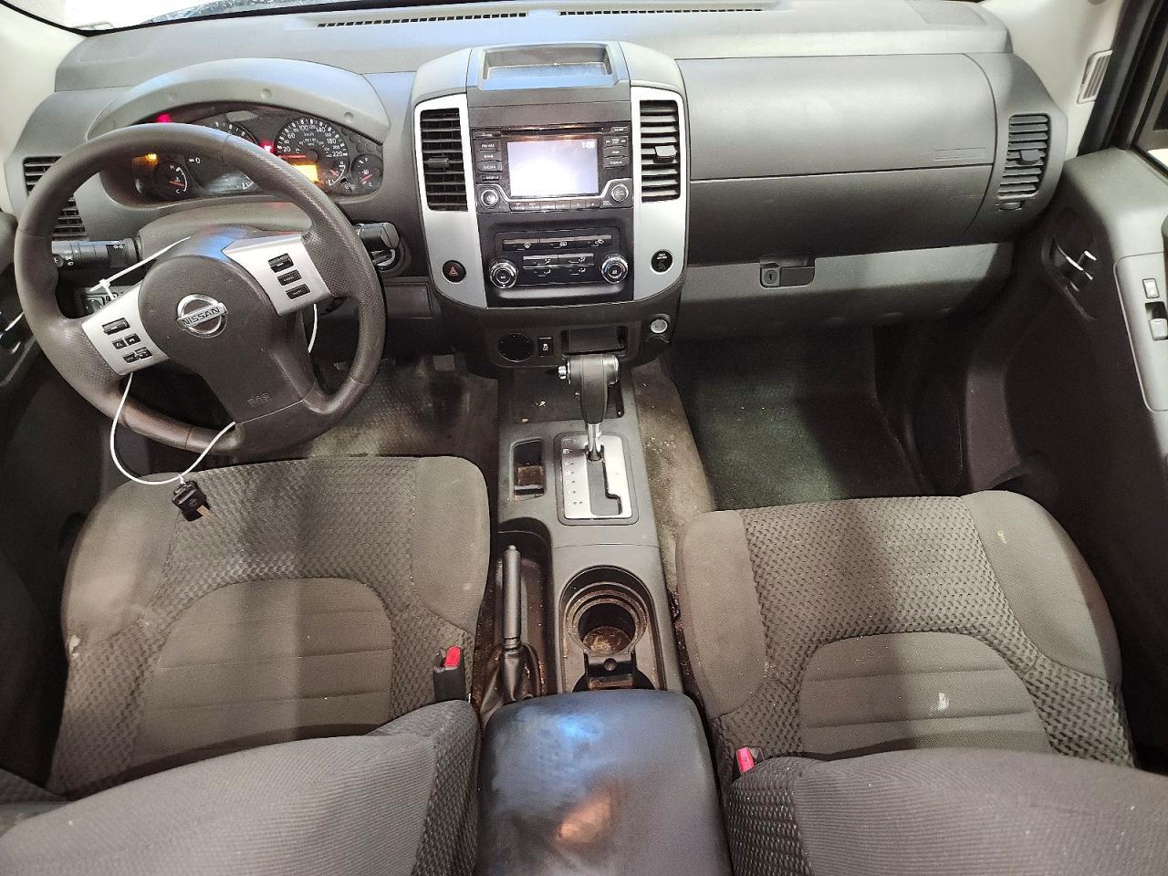 2016 Nissan Frontier SV