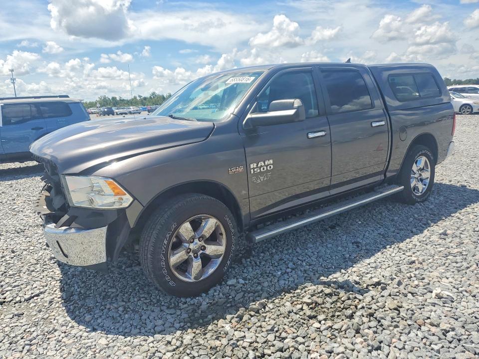 2015 Dodge RAM 1500 SLT