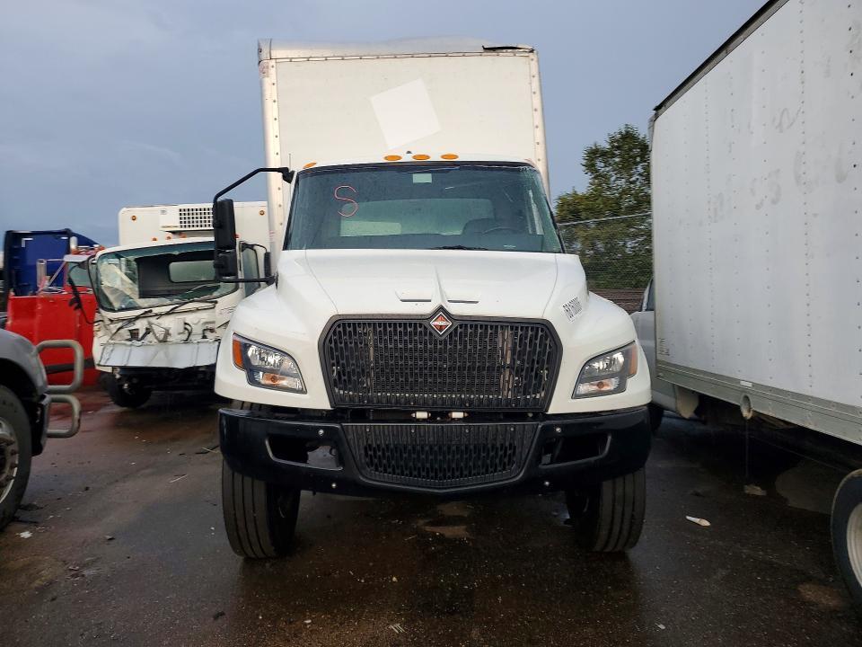 2024 International MV607 BOX Truck