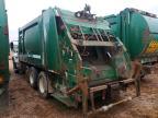 2009 International 7400 Refuse Truck