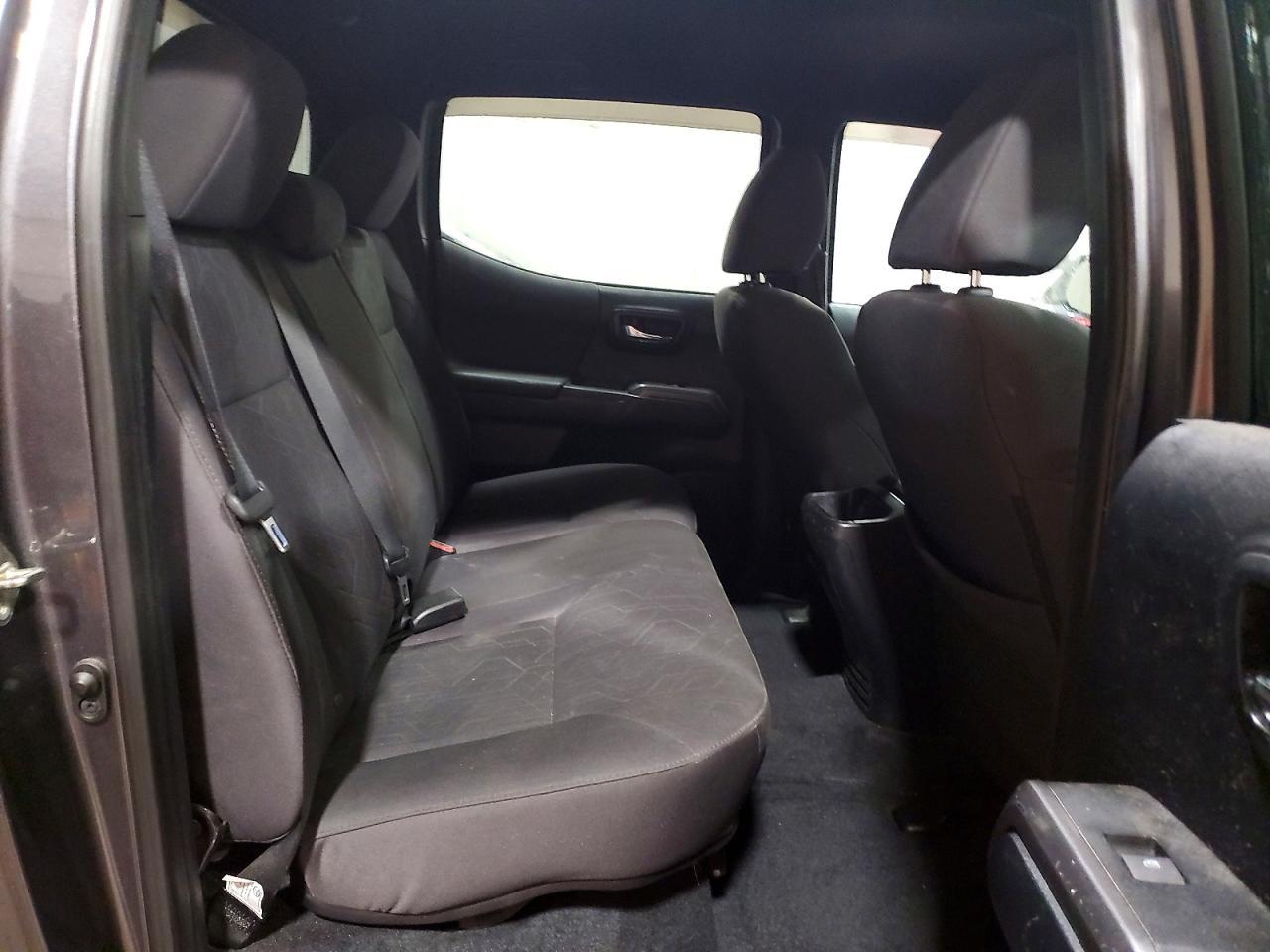 2016 Toyota Tacoma TRD Sport