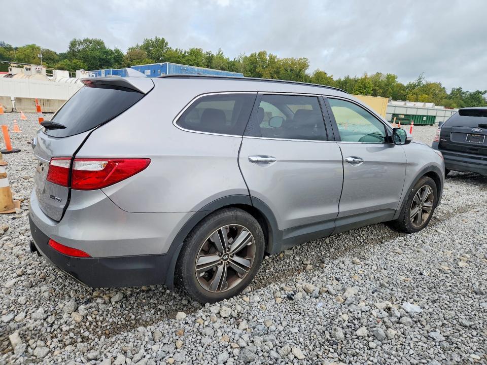2016 Hyundai Santa Fe SE