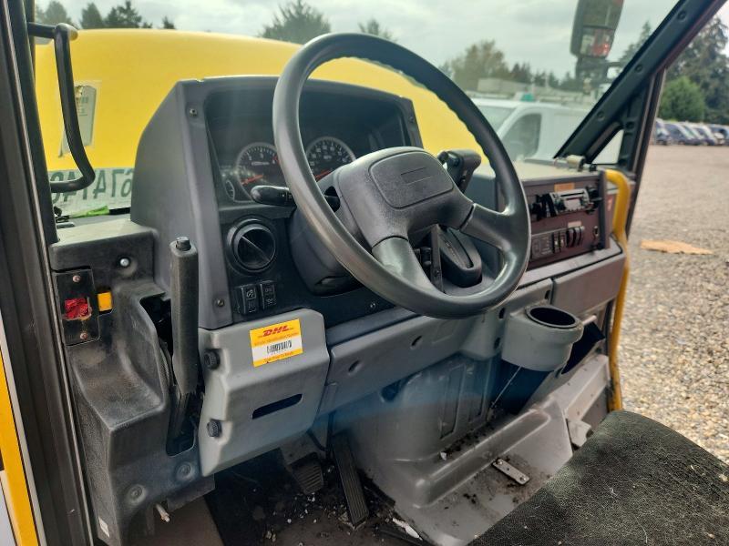 2017 Isuzu Reach Delivery Van