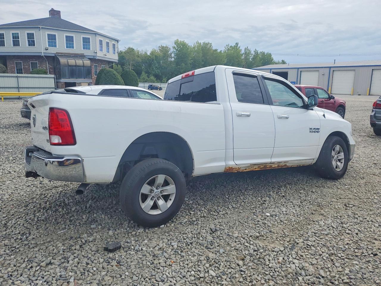 2017 Dodge RAM 1500 SLT