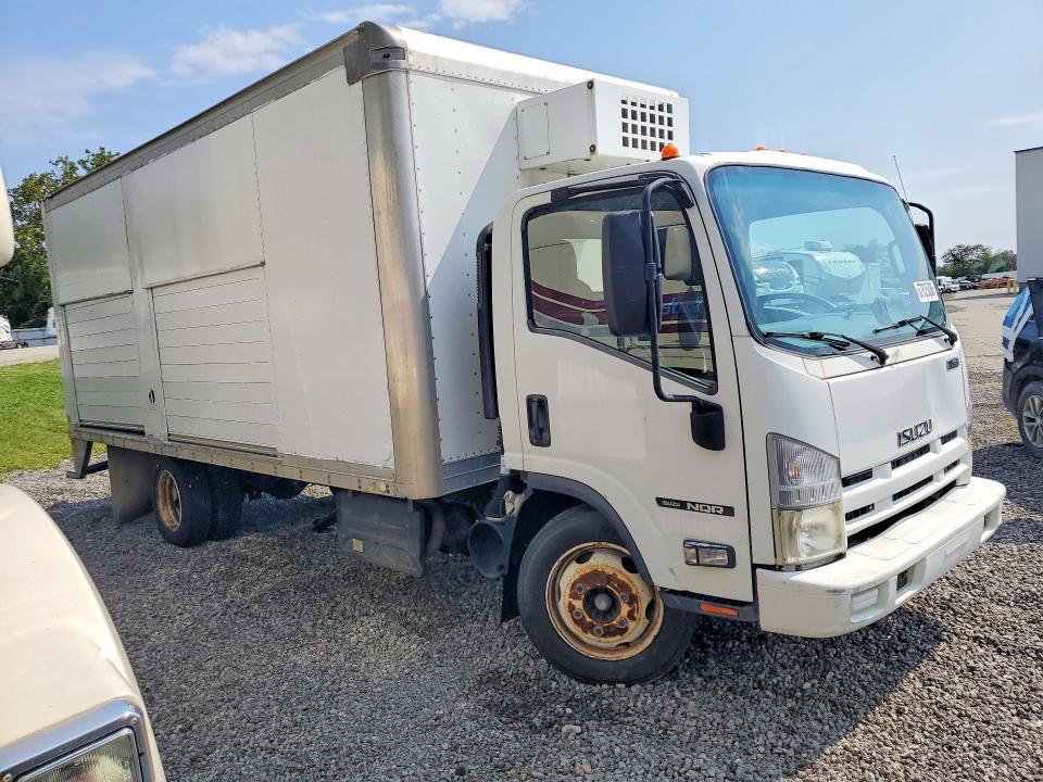 2014 Isuzu NQR Refrigerated BOX Truck
