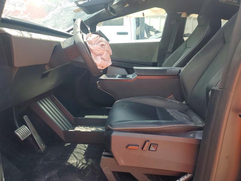 2024 Tesla Cybertruck