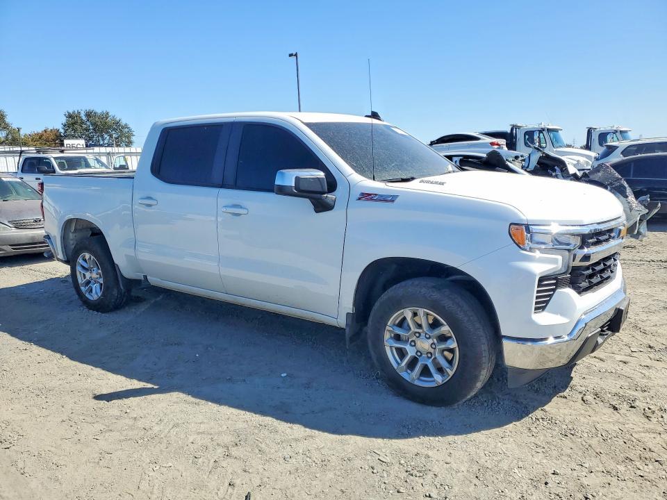 2024 Chevrolet Silverado K1500 LT